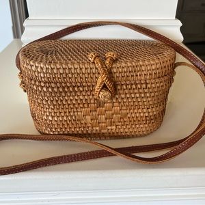 Wicker/bamboo small purse
